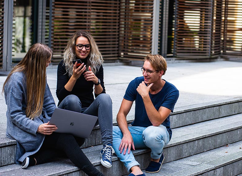 Resort coworking contact pic2 - Resort